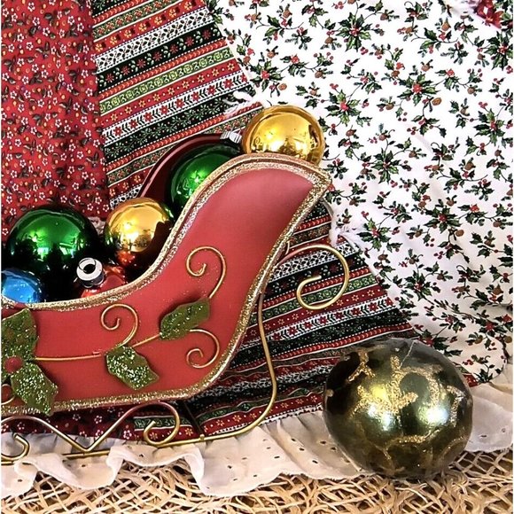 Red and Green Sphere Candles w/ Gold Scroll Glitter, Vintage Candle Decorations - Picture 7 of 10